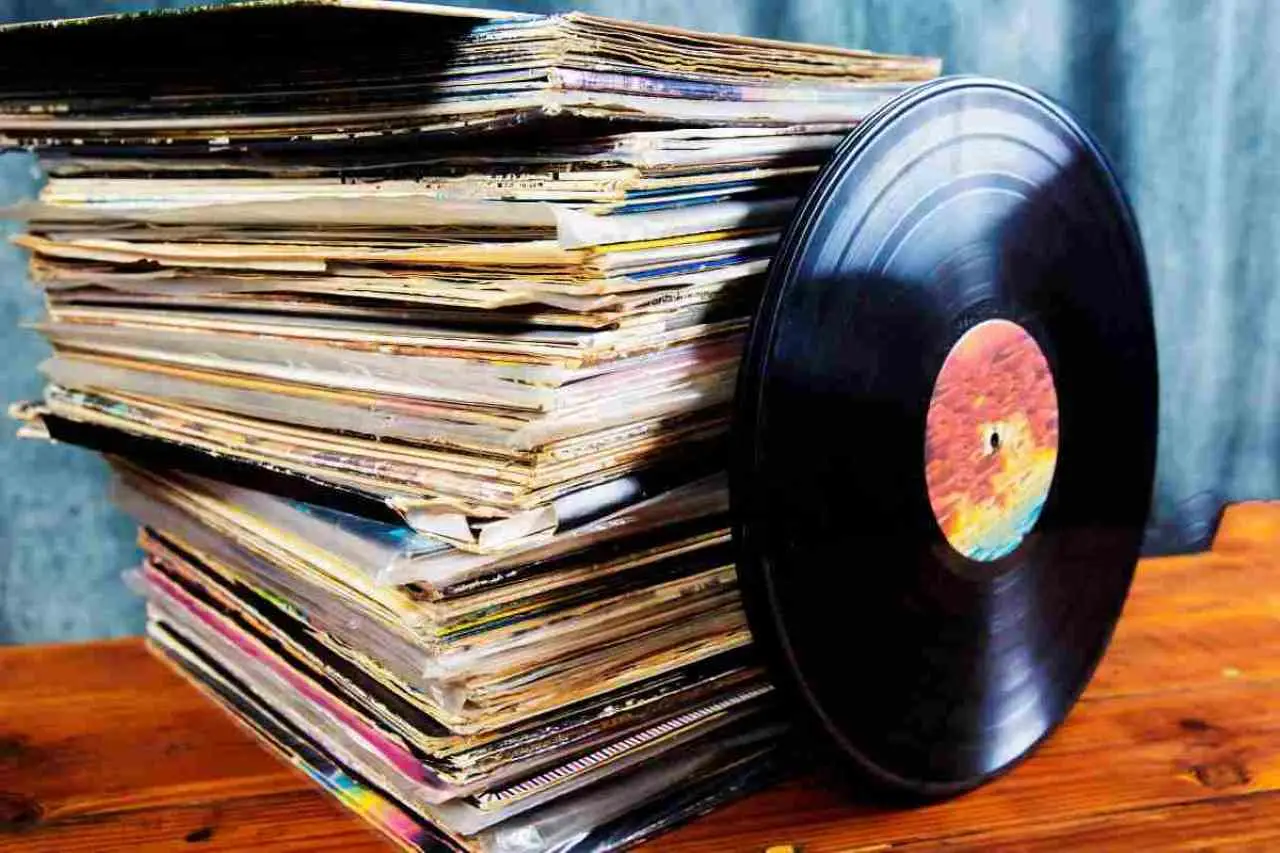 Controlla subito nei tuoi vecchi dischi in vinile : alcuni valgono una fortuna