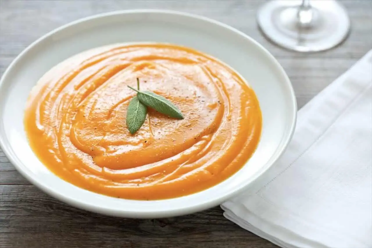 L’errore comune che rovina la vellutata di zucca: ecco il trucco per farla cremosa e saporita